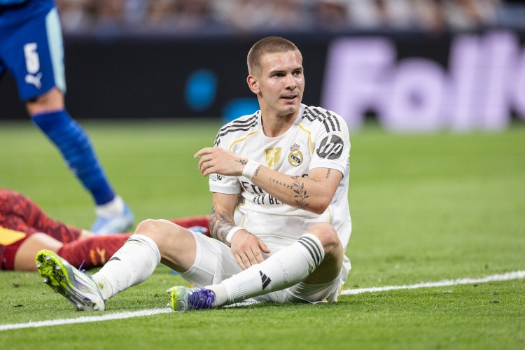 记者：马斯坦托诺、门迪、卡瓦哈尔、阿诺德、吕迪格缺战赫塔费