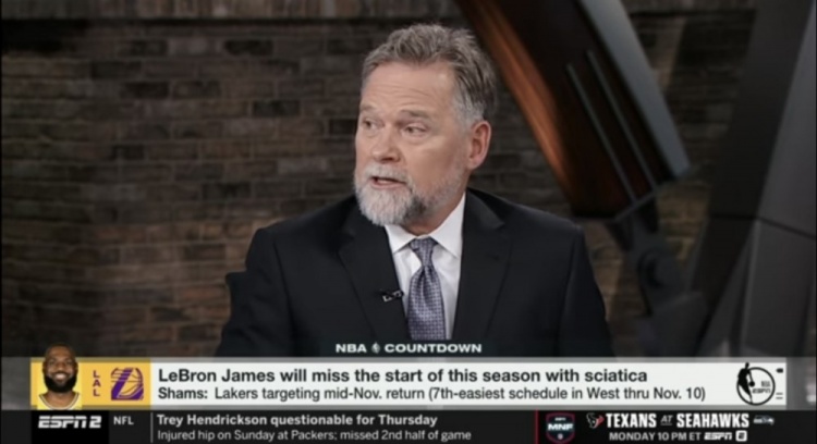 马龙：我会谨慎对待詹姆斯的伤情 他会告诉湖人何时准备好复出